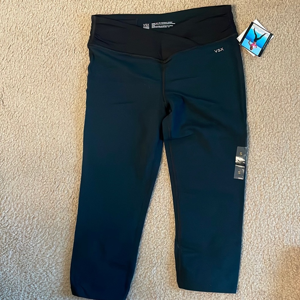NWT Victoria secret brand capri workout pants cotton blend size small